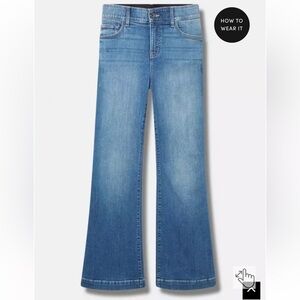 Torrid - Bombshell High-Rise Flare Jean - Size 18